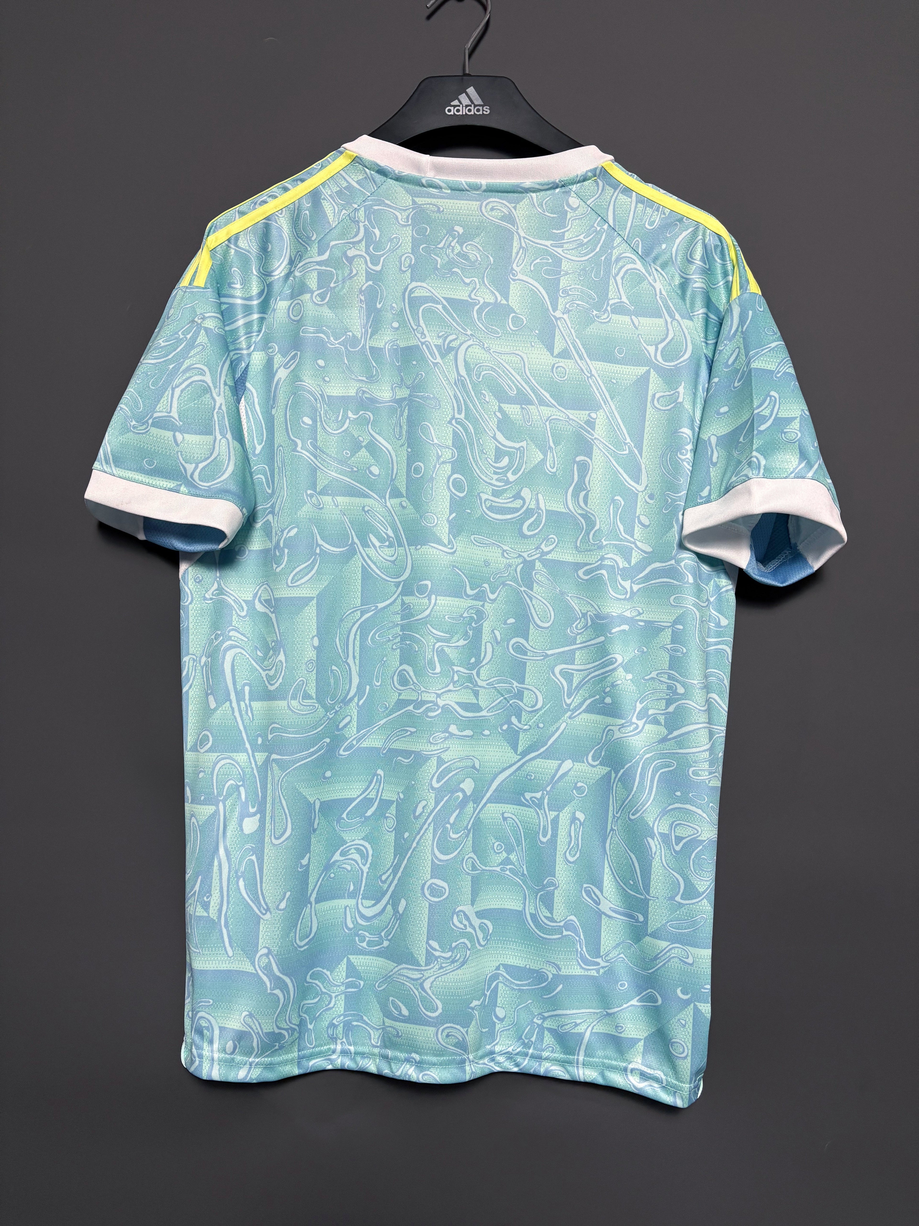 Juventus bortatröja